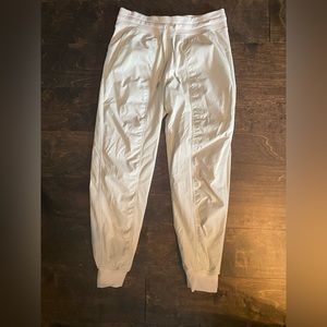 lululemon dance studio mid-rise jogger in color bone. size 8, full length.